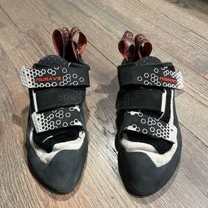 La Sportiva Miura V5 Climbing Shoes